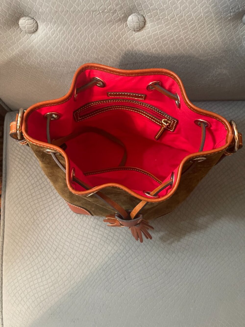 Dooney Bourke small drawstring bag - Picture 2 of 3